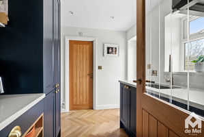 Photo 23- click for photo gallery